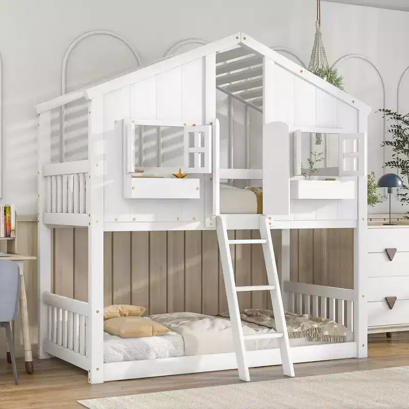 Lit superposé cabane double sur lit simple avec toit, fenêtre, jardinière, porte et barrières de sécurité