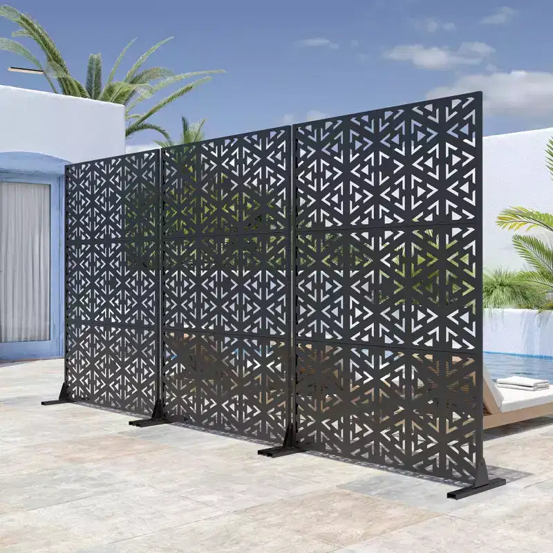V-Shaped Triangle Pattern Black Galvanized Steel Screen | 183H x 120W x 4D cm
