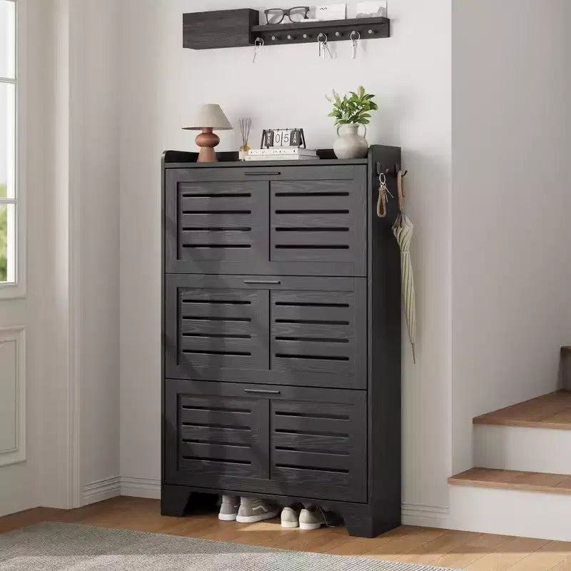 Meuble de rangement avec 3 tiroirs basculants, Organiseur de chaussures autoportant pour entrée avec 2 crochets latéraux, Armoire à chaussures dissimulée étroite et fine